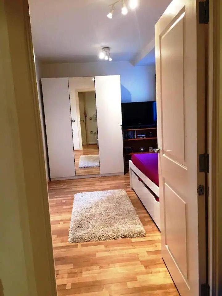 Room 1 Or 2 Ppl Near Excel, O2, Canary Wharf - Londra Dış mekan fotoğraf