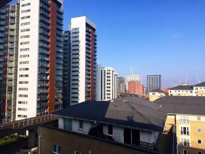 Room 1 Or 2 Ppl Near Excel, O2, Canary Wharf - Londra Dış mekan fotoğraf